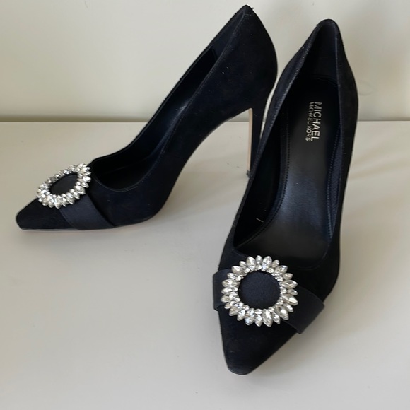 MICHAEL Michael Kors Viola black suede embellished pump 7 - Picture 1 of 4